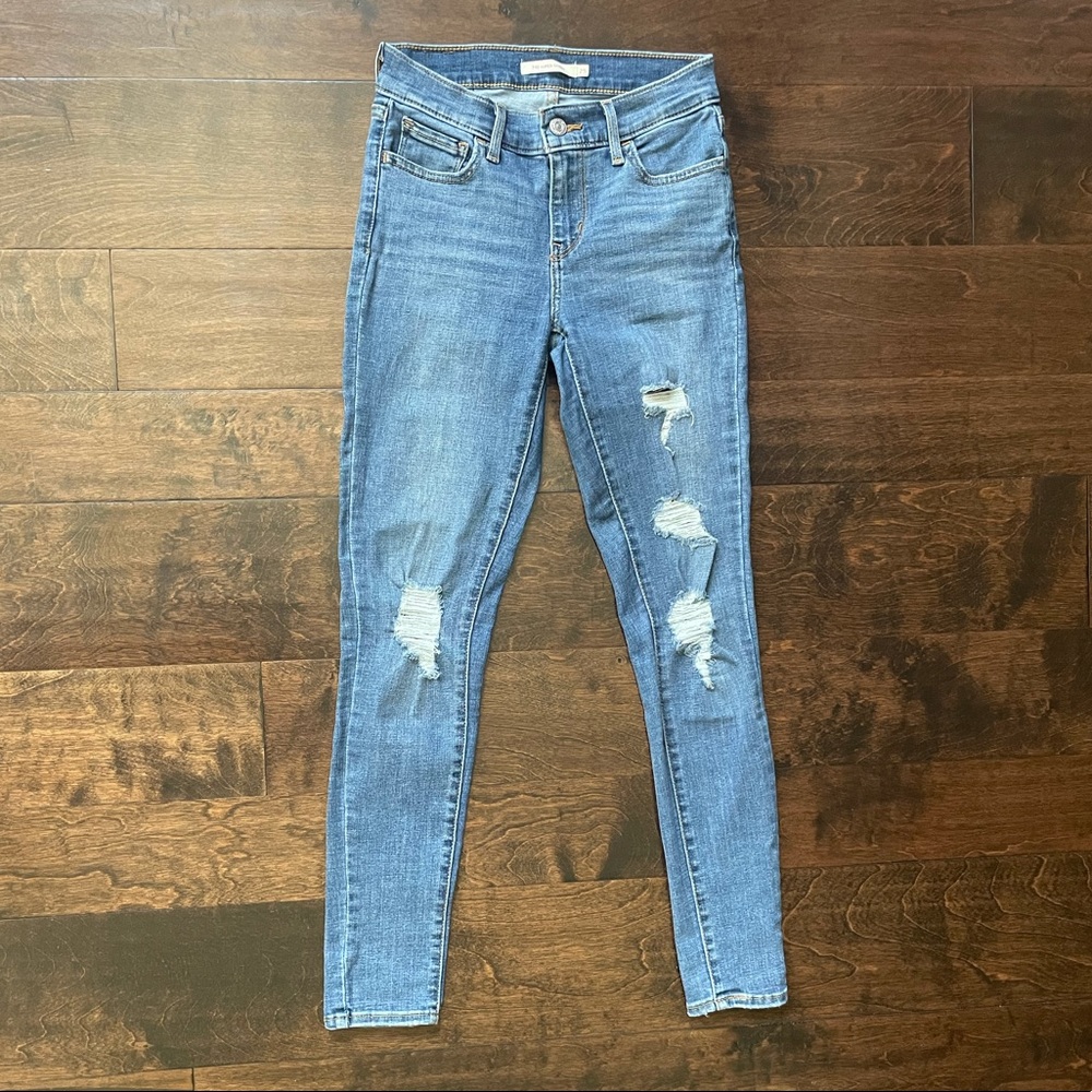 Levi 710 Super Skinny Ripped Jeans